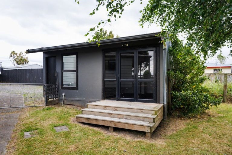 Photo of property in 10a Milne Street, Sanson, 4817