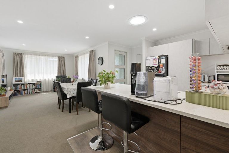 Photo of property in 204a Darraghs Road, Brookfield, Tauranga, 3110