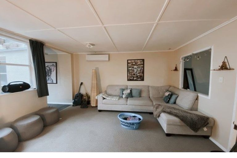 Photo of property in 28 Gear Terrace, Ranui, Porirua, 5024