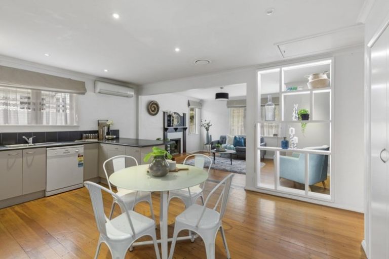 Photo of property in 5 Kopara Grove, Stokes Valley, Lower Hutt, 5019