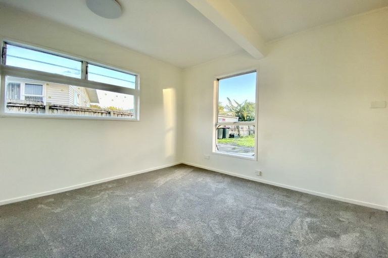 Photo of property in 32 Cape Road, Mangere, Auckland, 2022