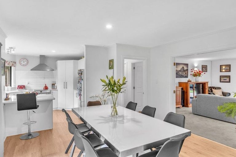 Photo of property in 80 Tararua Drive, Upper Plain, Masterton, 5888