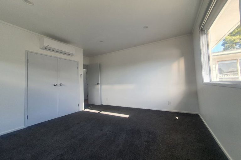 Photo of property in 1/107 Archmillen Avenue, Pakuranga Heights, Auckland, 2010