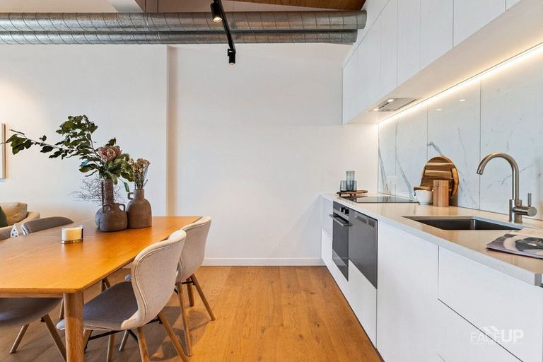 Photo of property in 12/169 Hobsonville Point Road, Hobsonville, Auckland, 0616