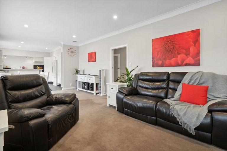 Photo of property in 86 Bracken Road, Paparangi, Wellington, 6037