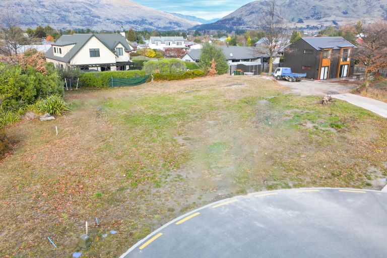 Photo of property in 7 Greenwood Lane, Wanaka, 9305