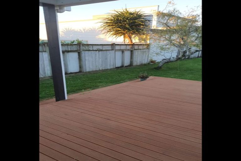 Photo of property in 11 Chilman Street, Strandon, New Plymouth, 4312