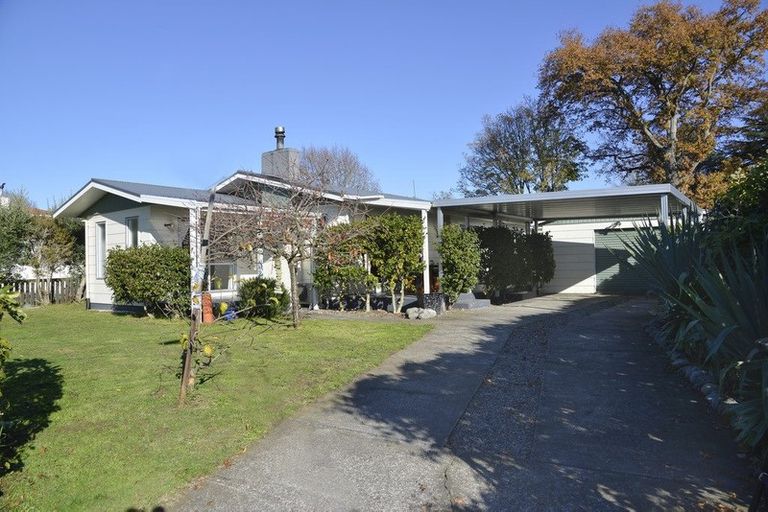 Photo of property in 20 Hornsby Street, Carterton, 5713