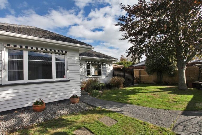 Photo of property in 1/10 Dinton Street, Russley, Christchurch, 8042