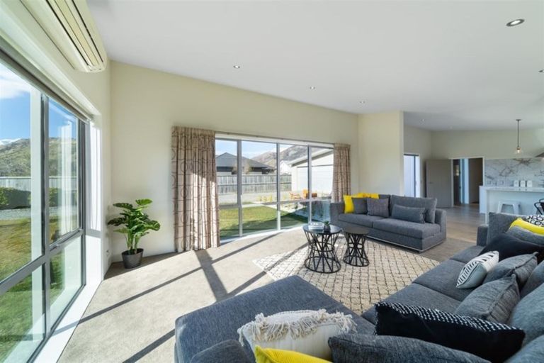 Photo of property in 20 Hope Avenue, Lake Hayes, Queenstown, 9304