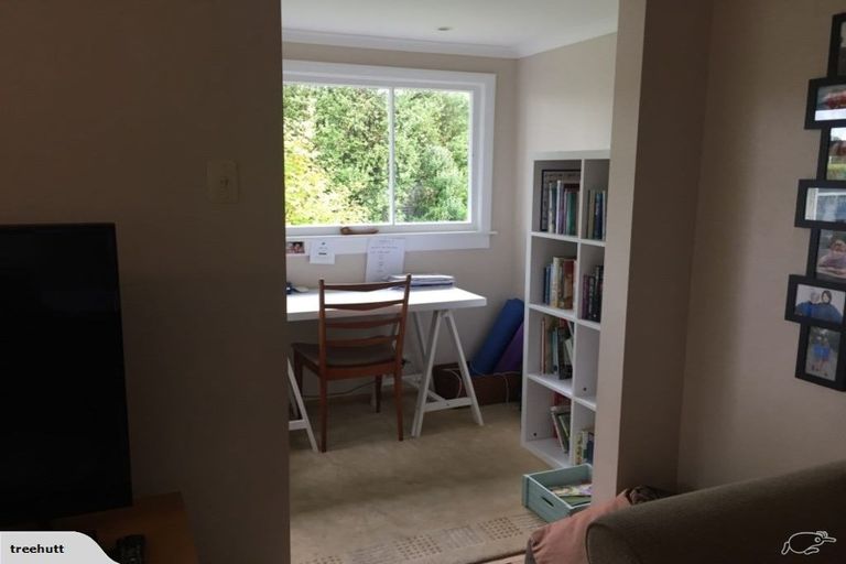 Photo of property in 70 East Street, Greytown, 5712