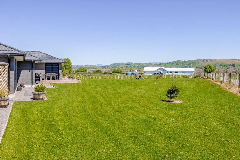 Photo of property in 3 Chamberry Drive, Waipukurau, 4282