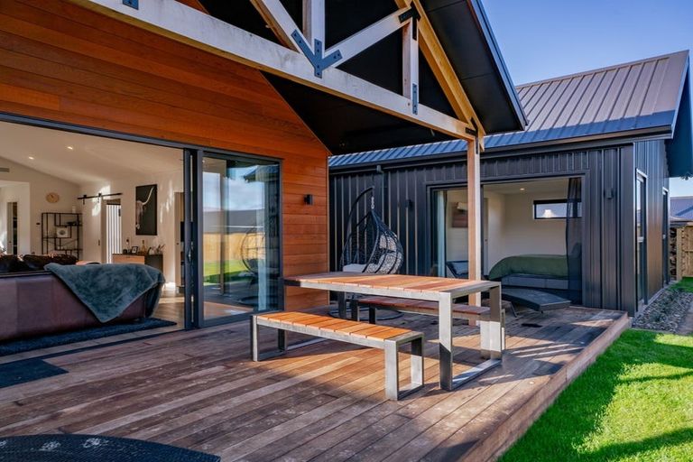 Photo of property in 3 Tomtit Crescent, Lake Hawea, Wanaka, 9382