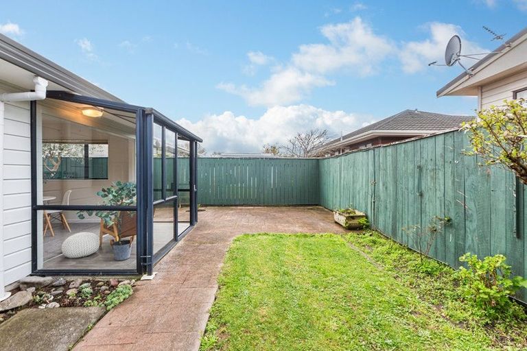 Photo of property in 2/25 Vincent Street, Waterloo, Lower Hutt, 5011