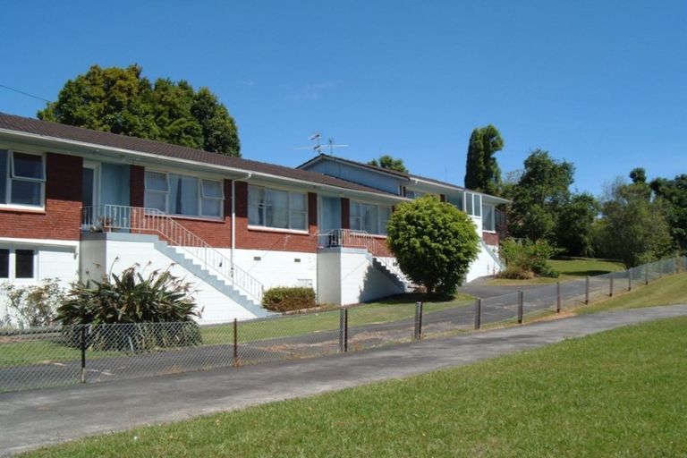 Photo of property in 3/31 Hutchinson Avenue, New Lynn, Auckland, 0600