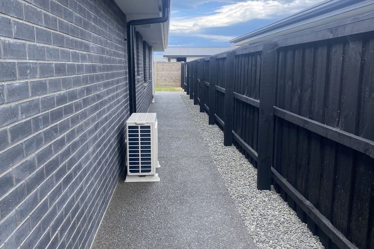 Photo of property in 16 Chambers Avenue, Woodend, 7610