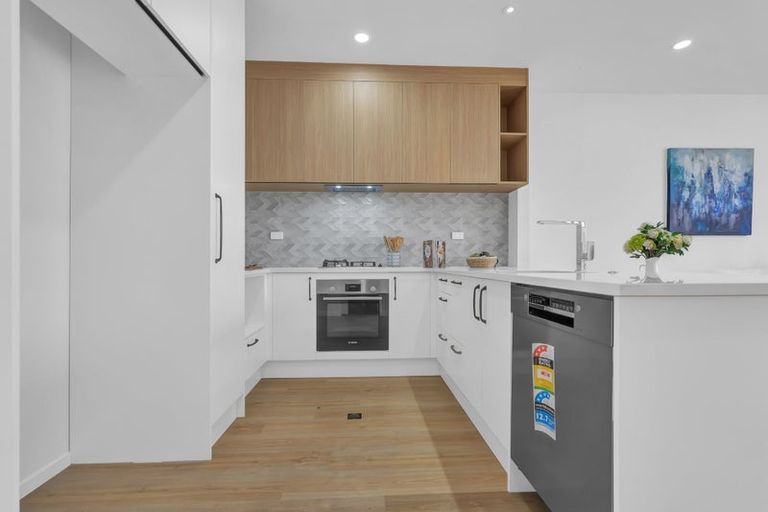 Photo of property in 57 Minhas Road, Papakura, 2110