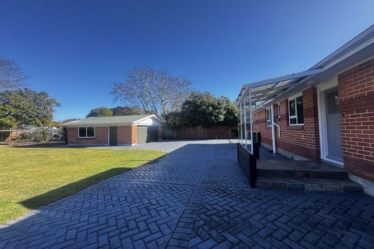 Photo of property in 493 Avonhead Road, Avonhead, Christchurch, 8042