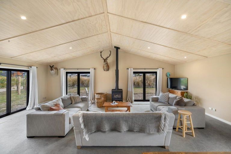 Photo of property in 8 Dingle Street, Lake Hawea, Wanaka, 9382