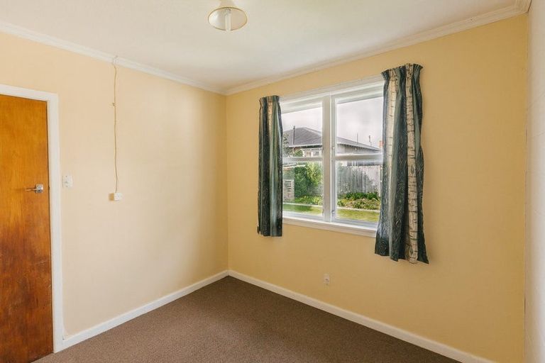 Photo of property in 3 Oakley Street, Palmerston North, 4410