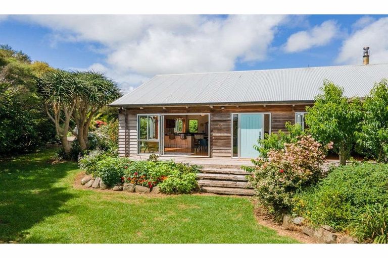 Photo of property in 273 Te Ahu Ahu Road, Waimate North, Kaikohe, 0472