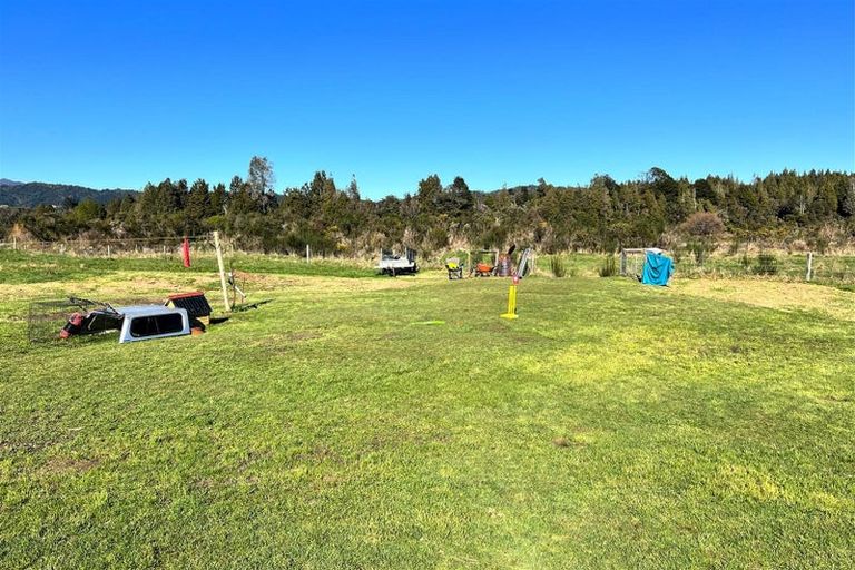 Photo of property in 896b Old Christchurch Road, Awatuna, Hokitika, 7882