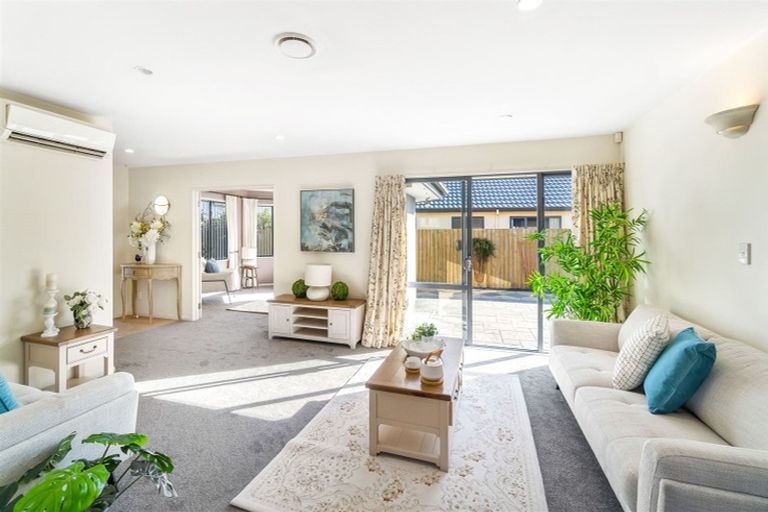 Photo of property in 12 Ballymena Drive, Belfast, Christchurch, 8051