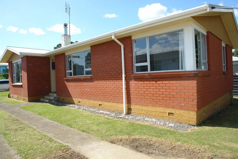 Photo of property in 29 Chester Street, Patea, 4520