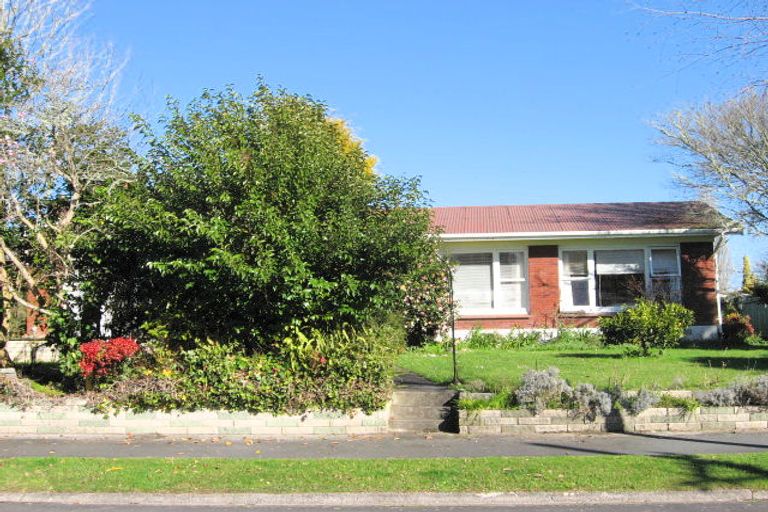 Photo of property in 10 Eton Drive, Hillcrest, Hamilton, 3216