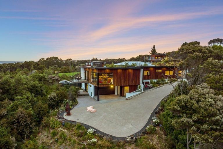 Photo of property in 23 Totara Close, Taieri Mouth, 9091