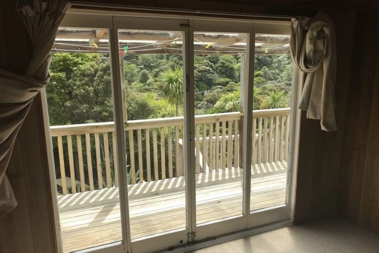 Photo of property in 37 Bay View Road, Whangarei Heads, Whangarei, 0174