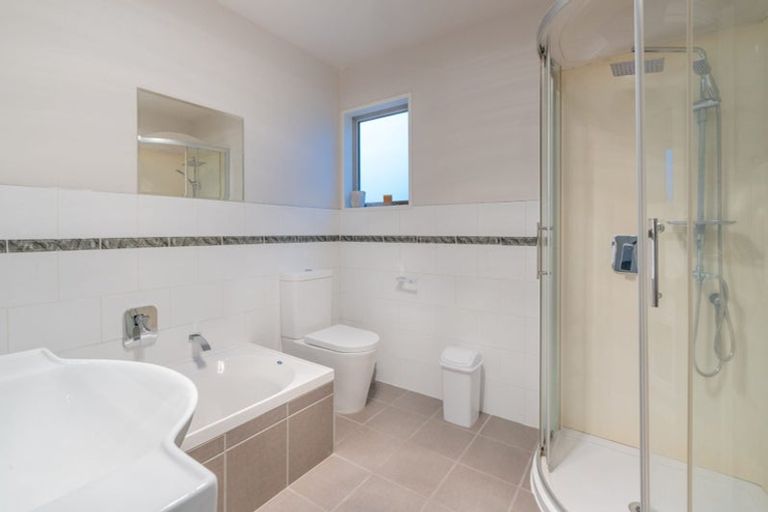 Photo of property in 7 Goodall Place, Redwood, Christchurch, 8051