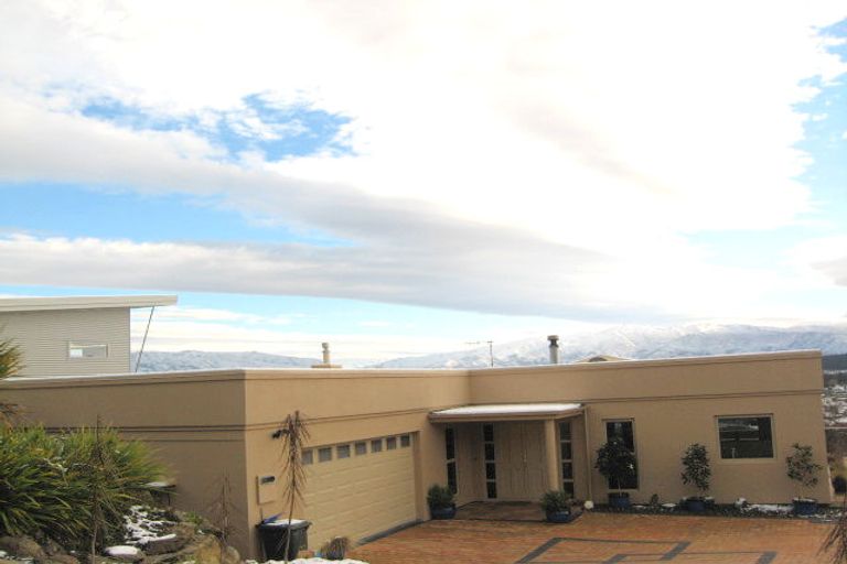 Photo of property in 12 Hawkdun Place, Bridge Hill, Alexandra, 9320