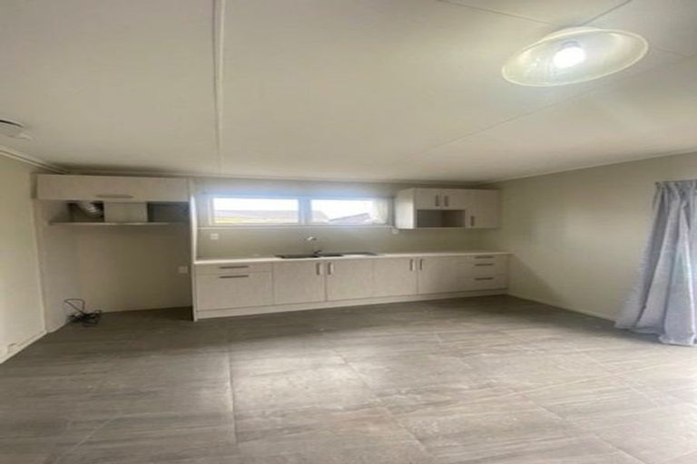 Photo of property in 9 Tatariki Street, Rosehill, Papakura, 2113