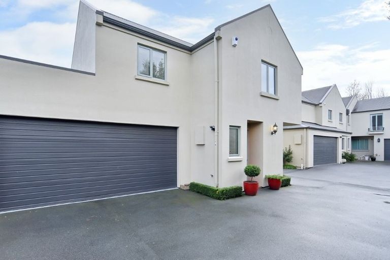 Photo of property in 3/104 Papanui Road, Merivale, Christchurch, 8014