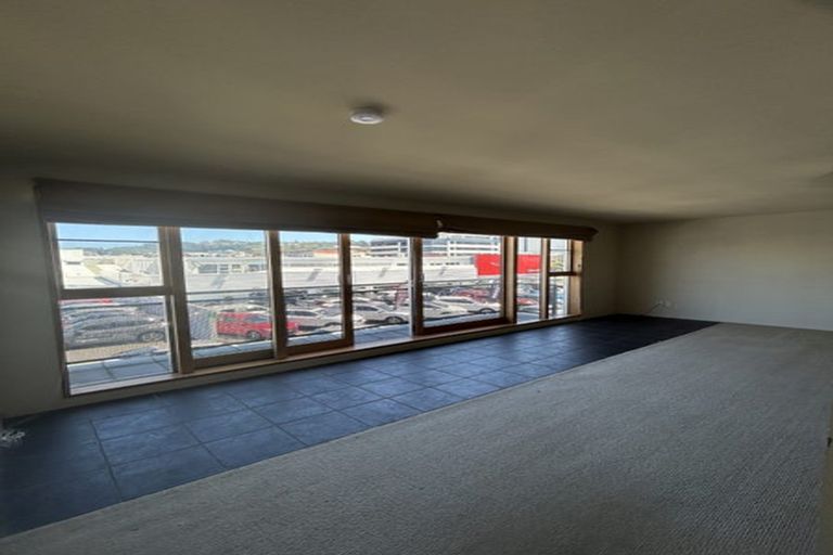 Photo of property in Elizabeth Street Chapel, 8/6 Elizabeth Street, Mount Victoria, Wellington, 6011