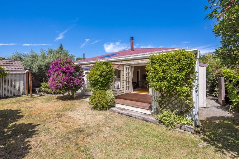 Photo of property in 60 Kirk Street, Otaki, 5512