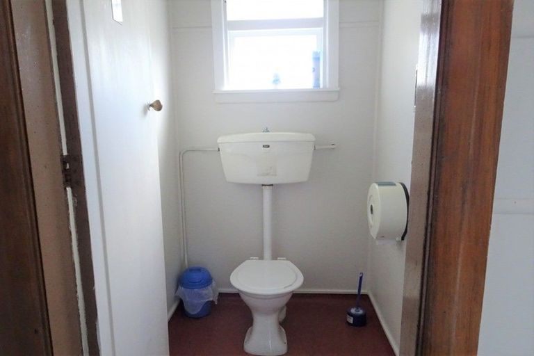 Photo of property in 37 Mcdougall Avenue, St Albans, Christchurch, 8014