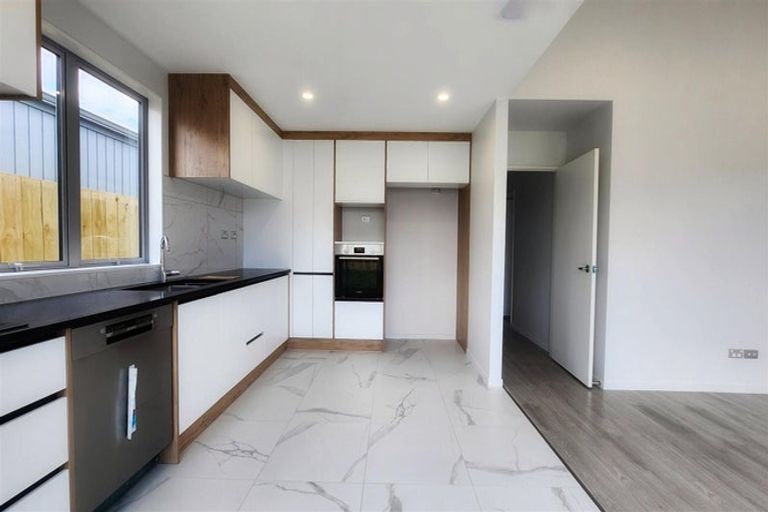 Photo of property in 14 Fredrick Hanson Road, Papakura, 2110