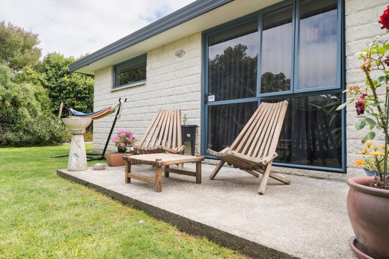 Photo of property in 69 Meridian Grove, Kelvin Grove, Palmerston North, 4414