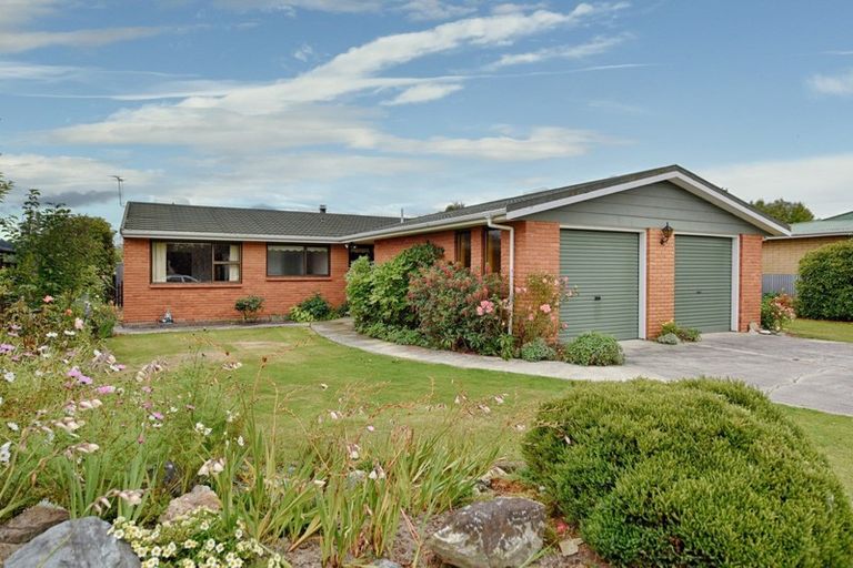 Photo of property in 3 Robertson Street, Gore, 9710