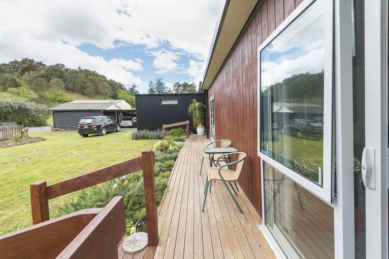 Photo of property in 301 State Highway 5, Tirau, 3485