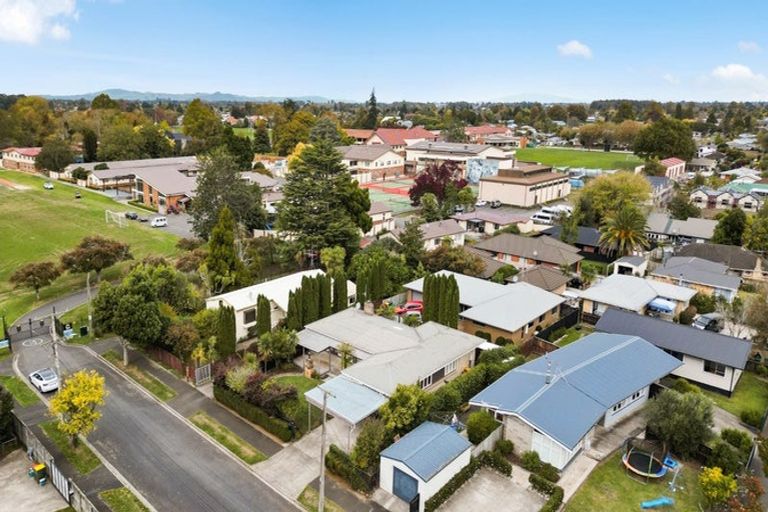 Photo of property in 18 Saint Pauls Road, Chartwell, Hamilton, 3210