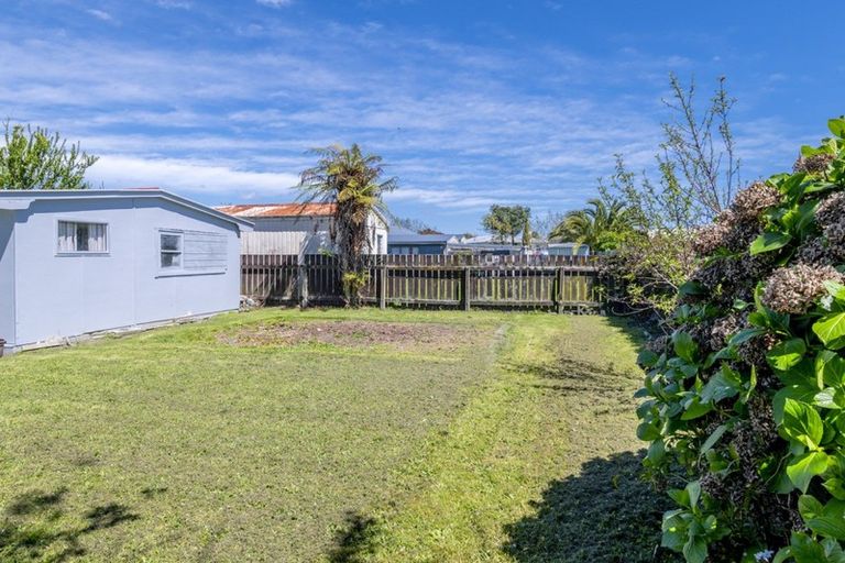 Photo of property in 10 Arran Street, Levin, 5510
