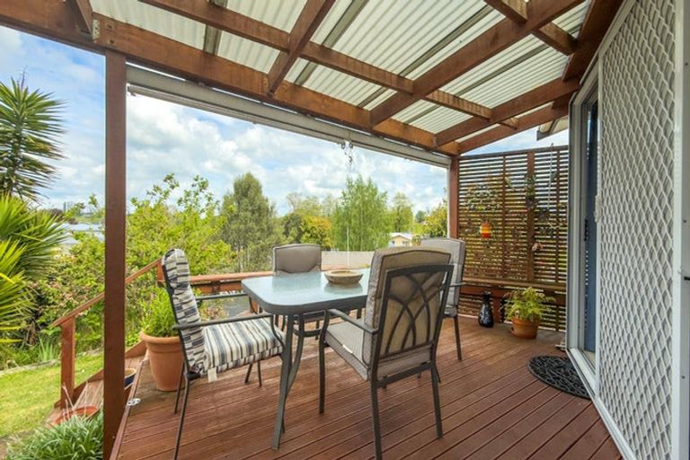 Photo of property in 1 Jonathan Place, Putaruru, 3411