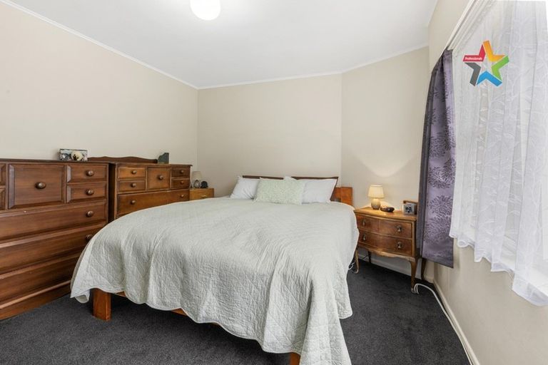 Photo of property in 68 Dowse Drive, Maungaraki, Lower Hutt, 5010