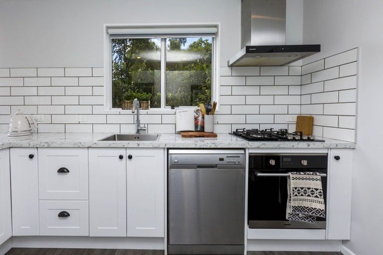 Photo of property in 21 Cleary Street, Waterloo, Lower Hutt, 5011