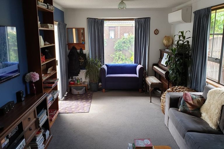 Photo of property in 3/63 Division Street, Riccarton, Christchurch, 8041