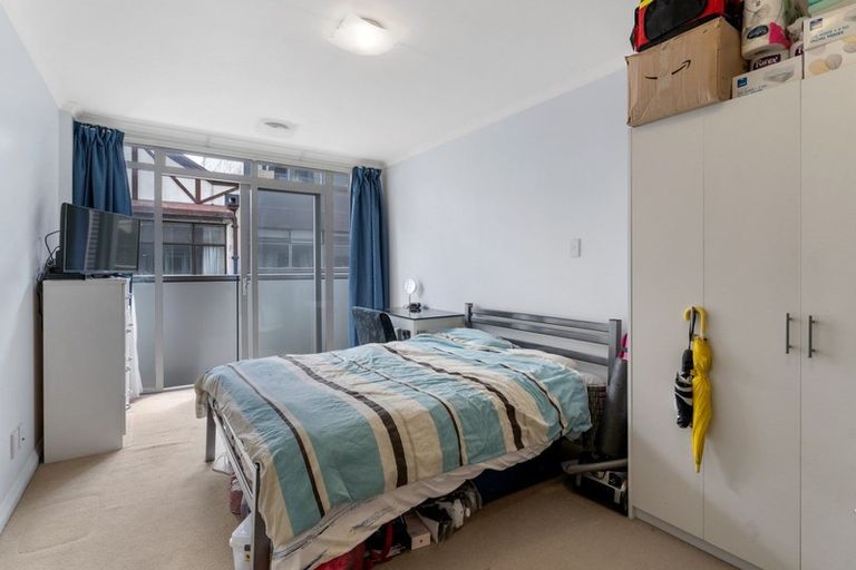 Photo of property in Monvie Apartments, 105/15 Holland Street, Te Aro, Wellington, 6011