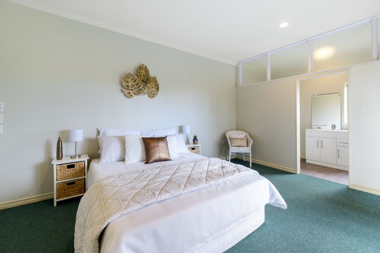 Photo of property in 15 Tuscany Place, Ohauiti, Tauranga, 3112